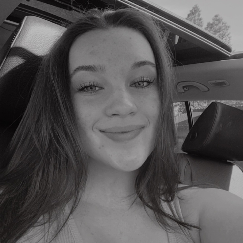 Meet your Posher, Maddie